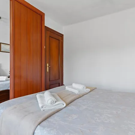El Rincon De Pocholo Holiday home Lastres